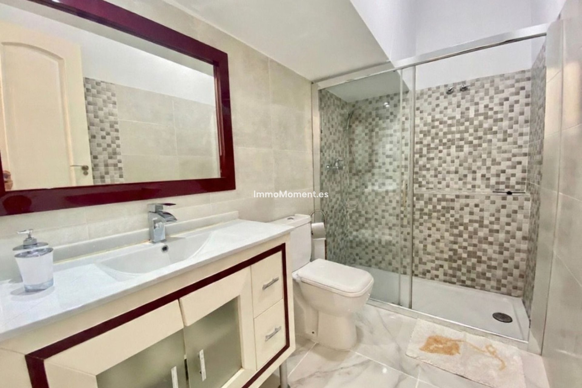 Resale - Townhouse - Estepona - Estepona Centro