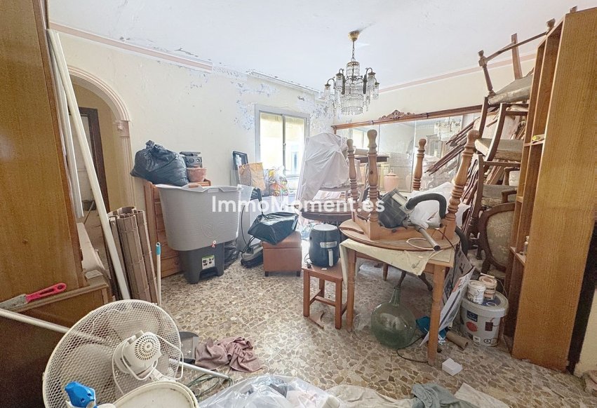 Resale - Townhouse - Estepona - Estepona Centro