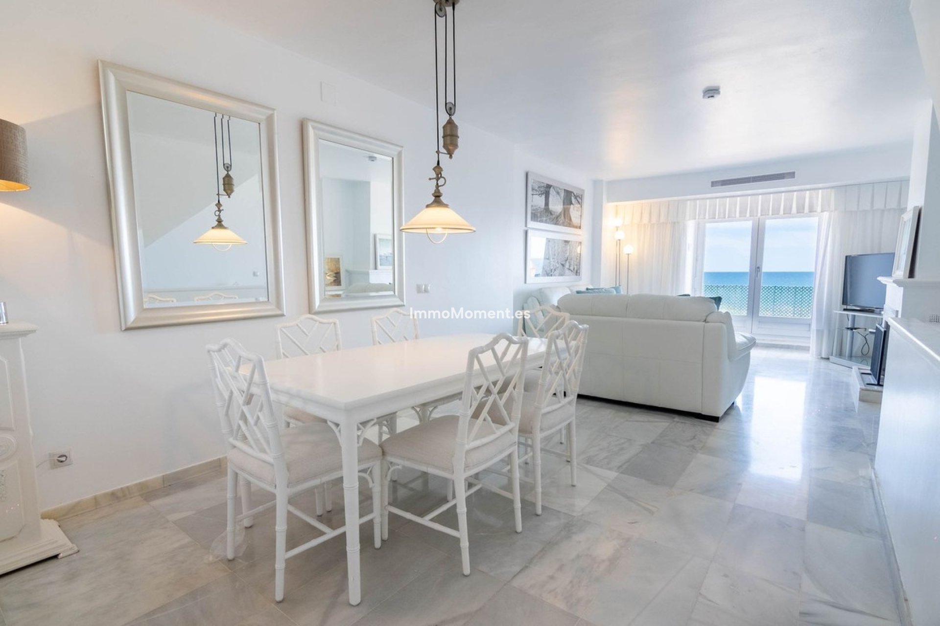 Resale - Townhouse - Estepona - Estepona Centro