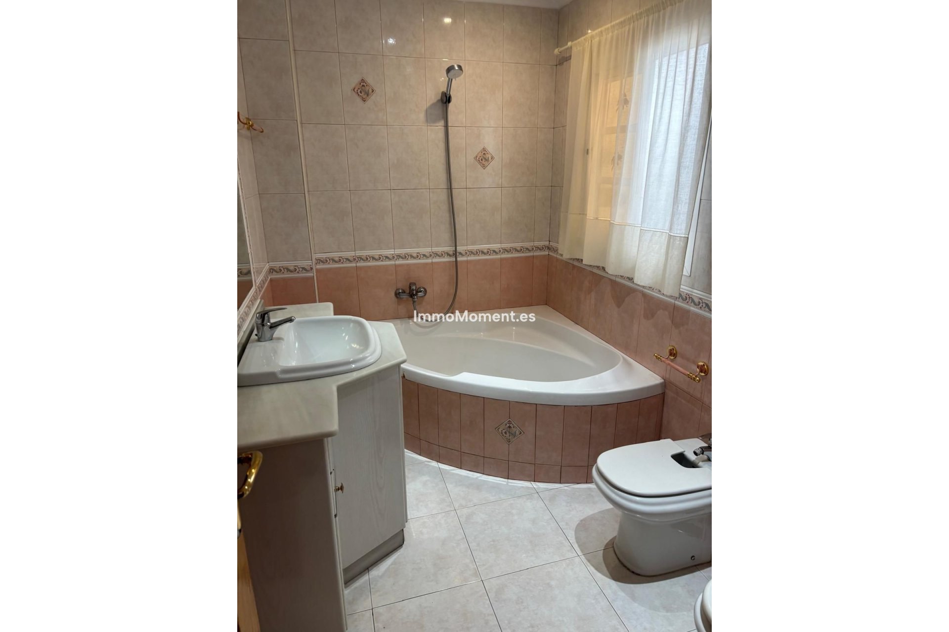 Resale - Townhouse - Estepona - Estepona Centro