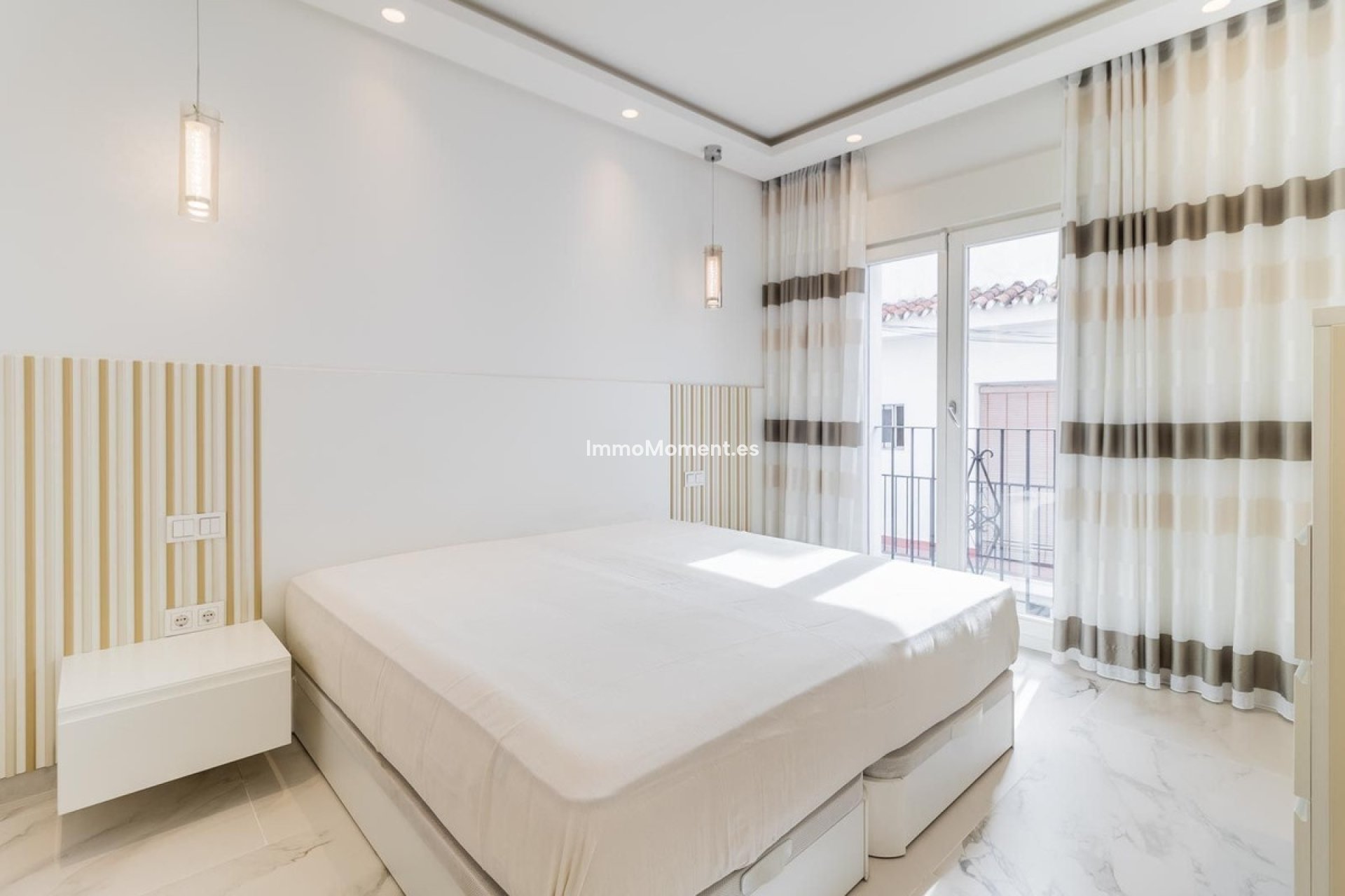 Resale - Townhouse - Estepona - Estepona Centro