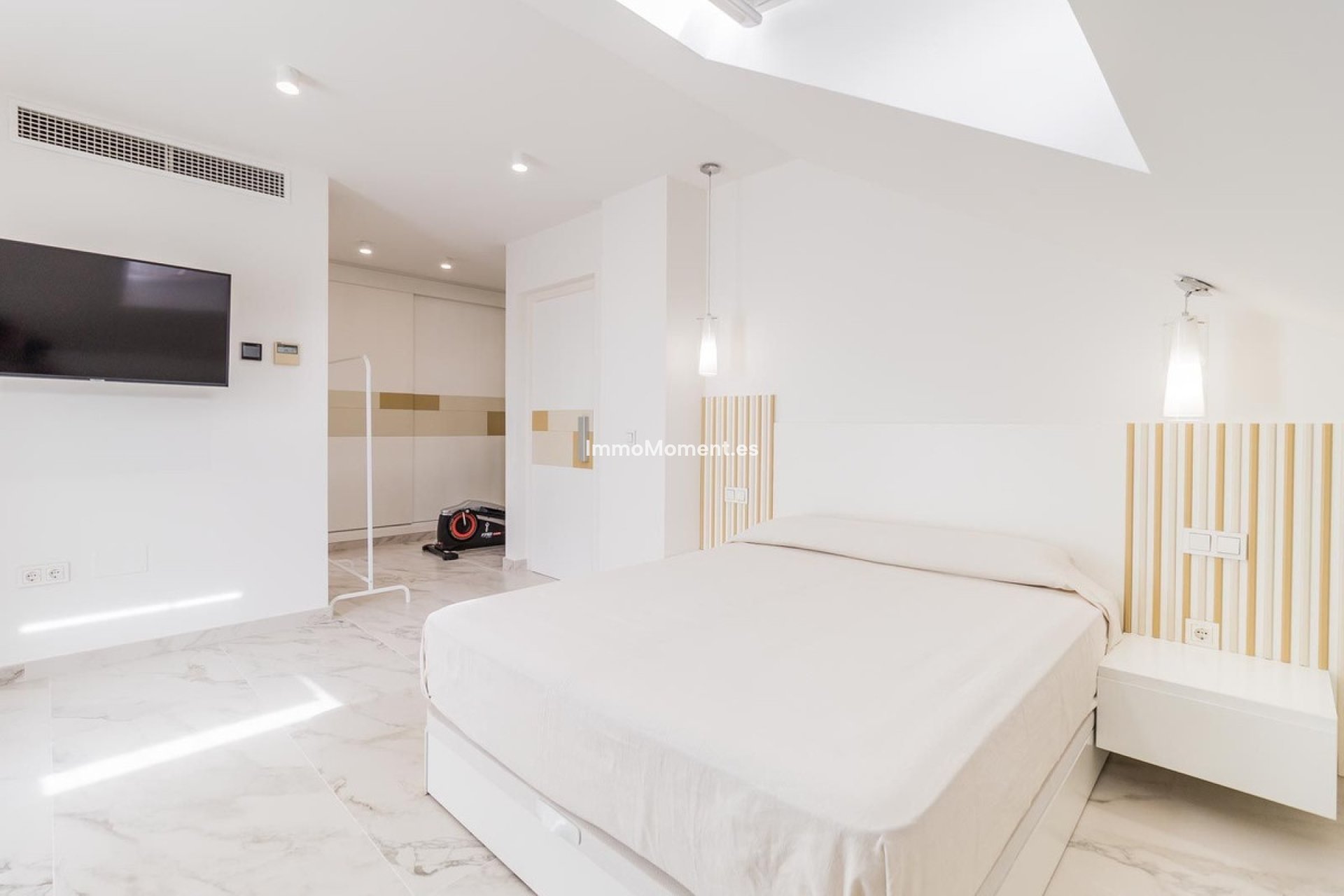 Resale - Townhouse - Estepona - Estepona Centro