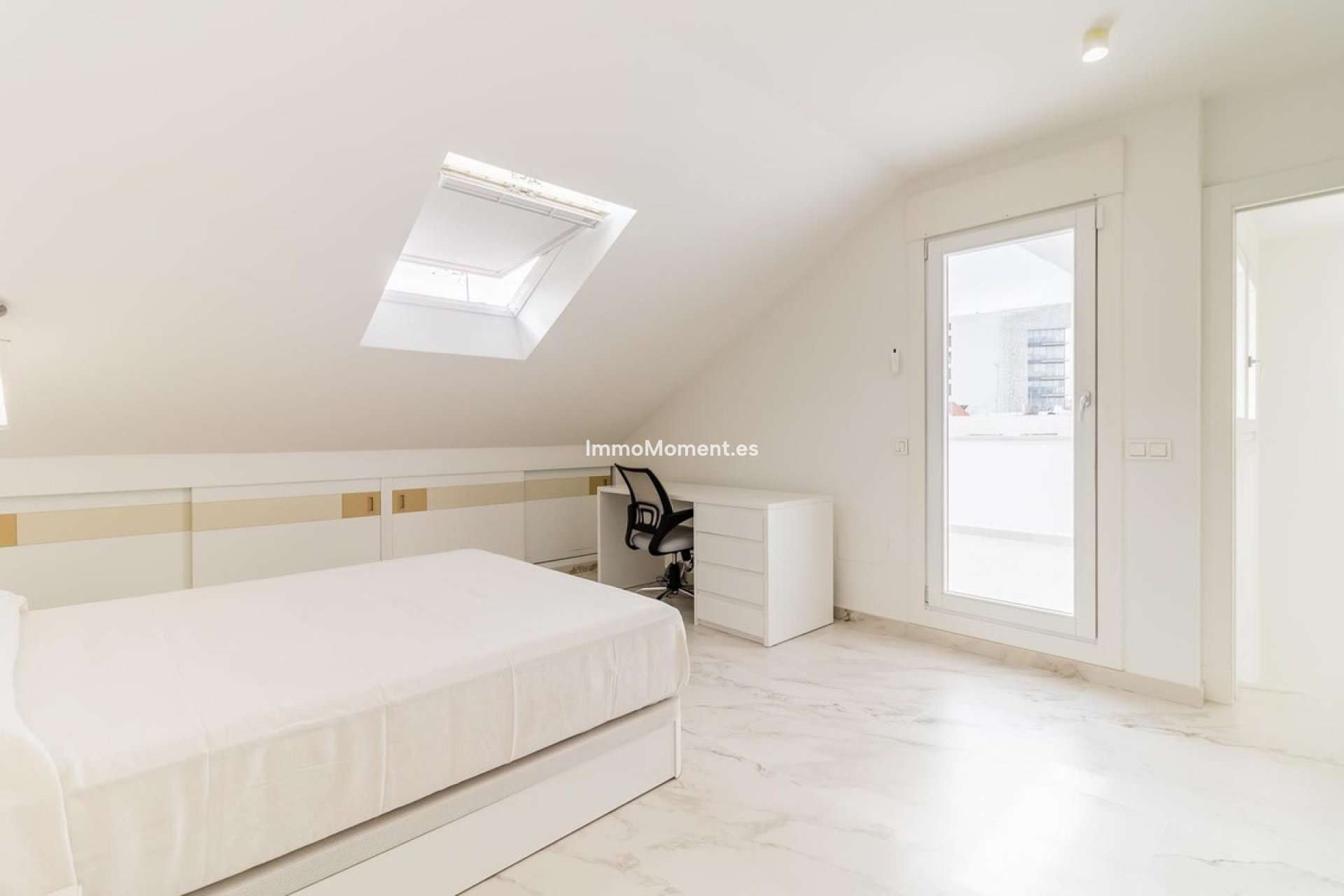 Resale - Townhouse - Estepona - Estepona Centro