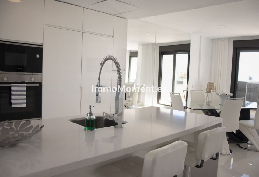 Resale - Townhouse - Estepona - Estepona Centro