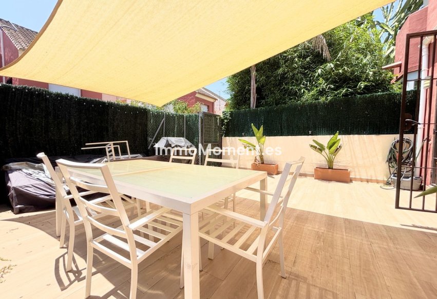 Resale - Townhouse - Estepona - Estepona Centro