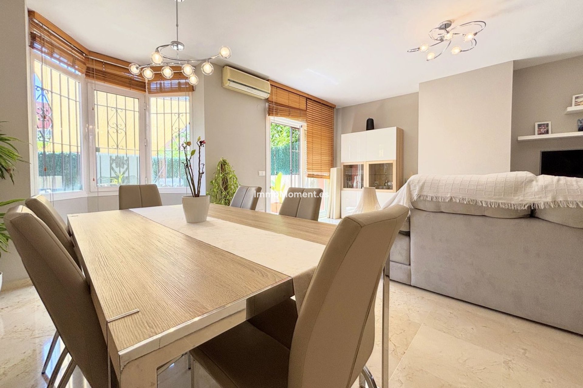 Resale - Townhouse - Estepona - Estepona Centro