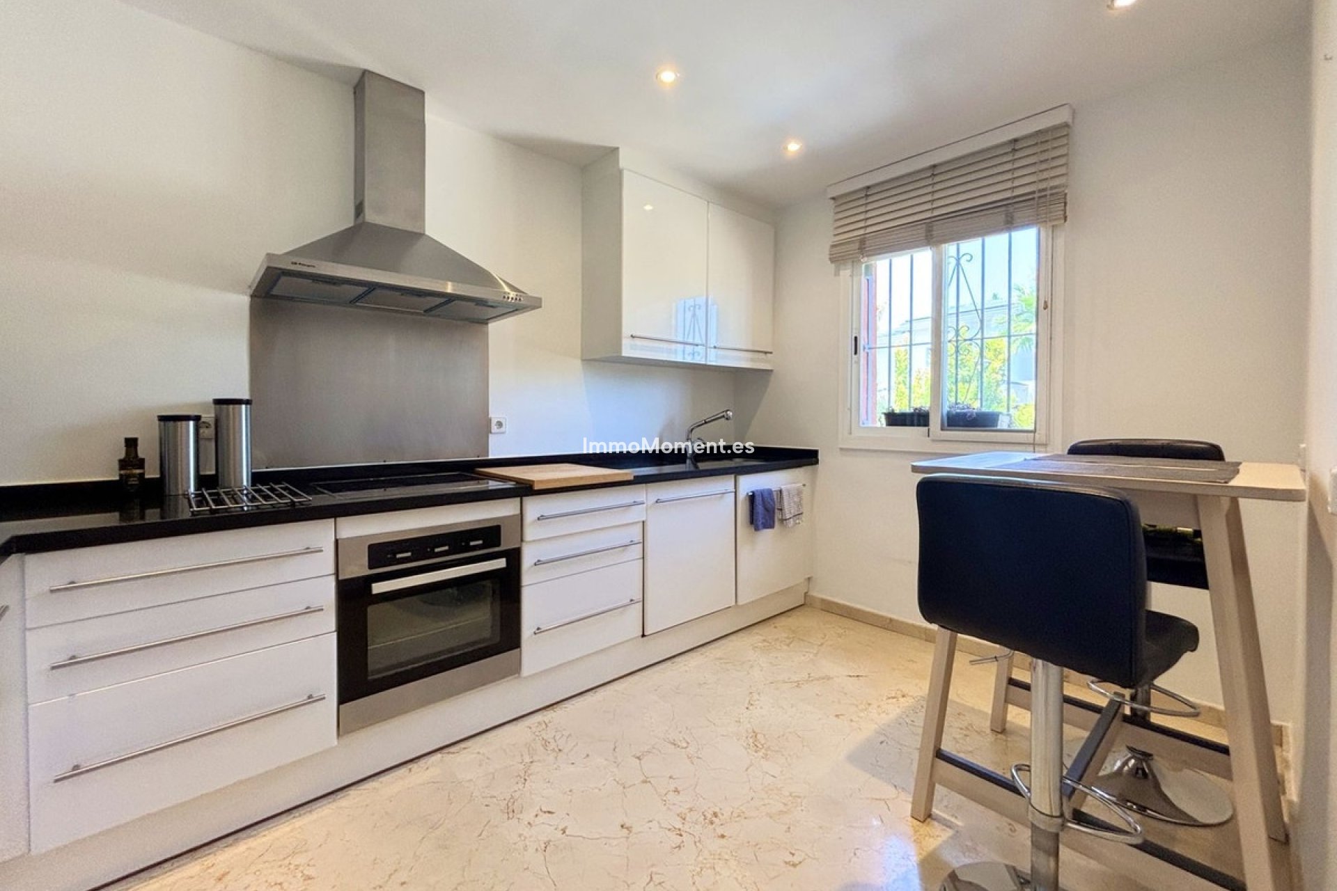 Resale - Townhouse - Estepona - Estepona Centro