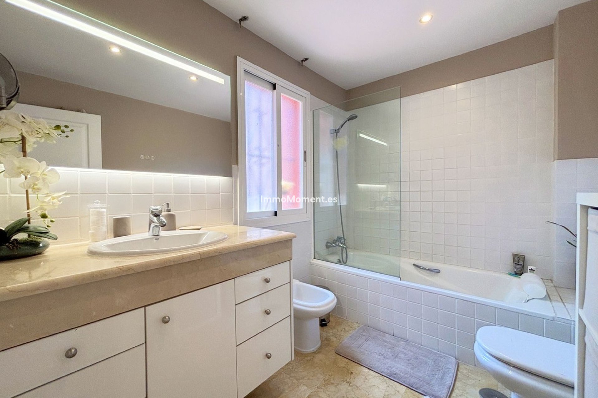 Resale - Townhouse - Estepona - Estepona Centro