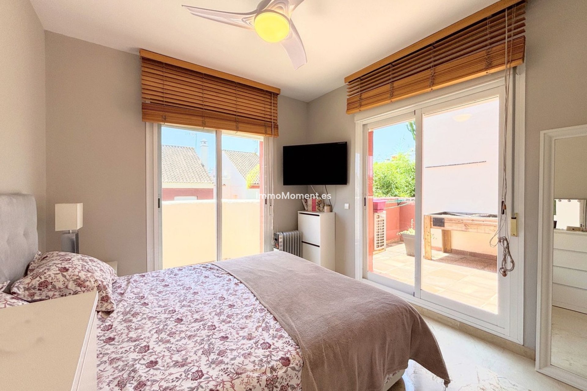 Resale - Townhouse - Estepona - Estepona Centro