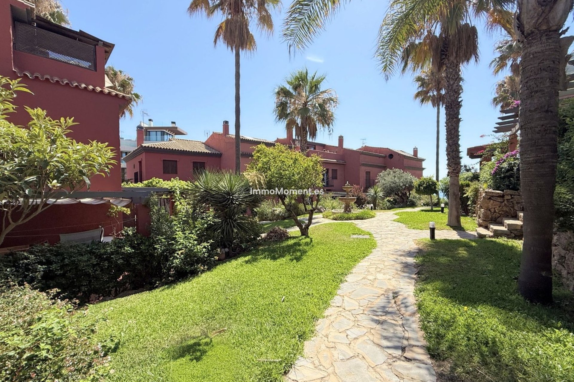 Resale - Townhouse - Estepona - Estepona Centro