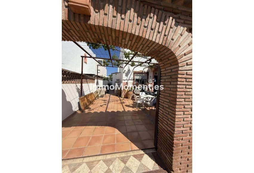 Resale - Townhouse - Estepona - Estepona Centro