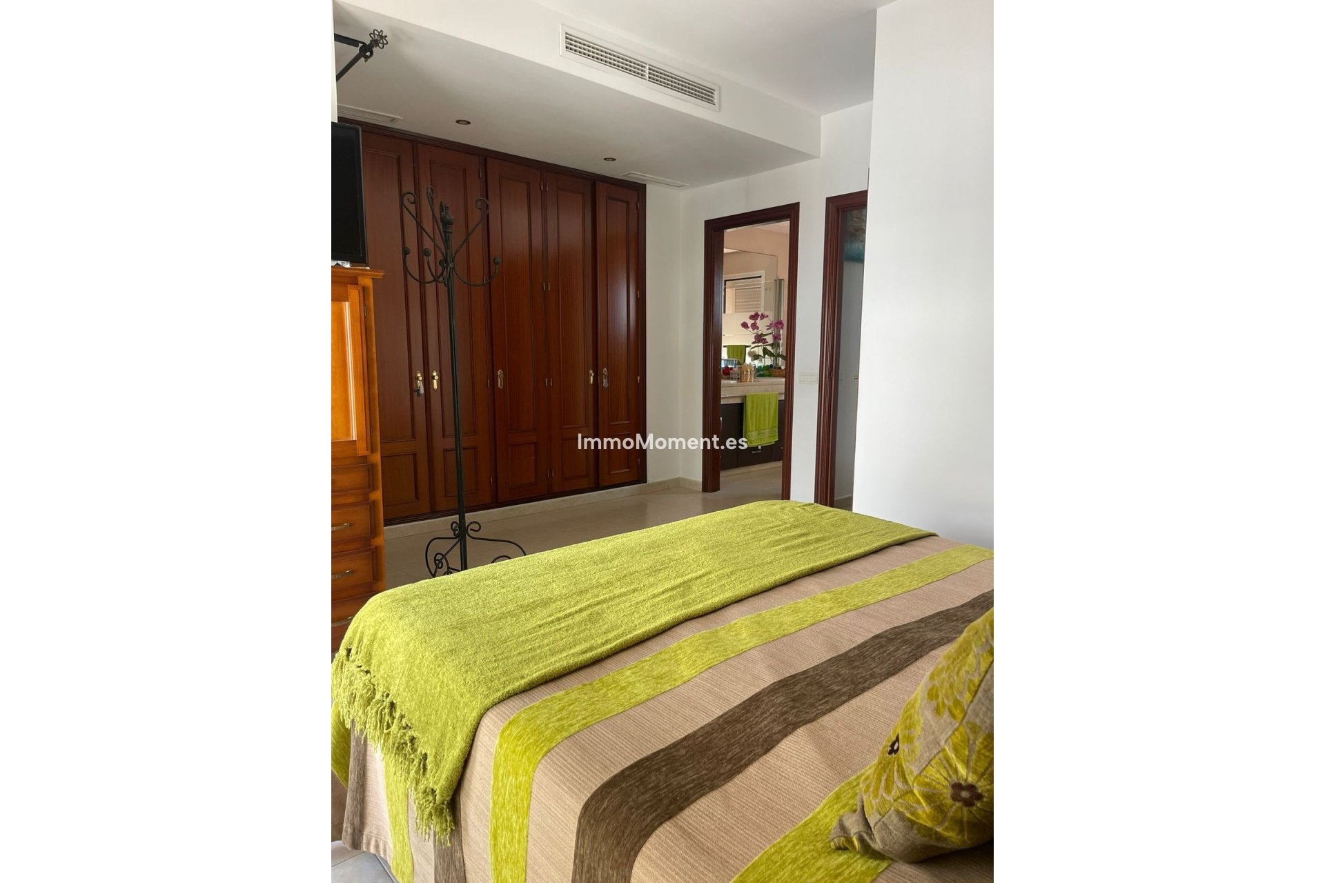 Resale - Townhouse - Estepona - Estepona Centro