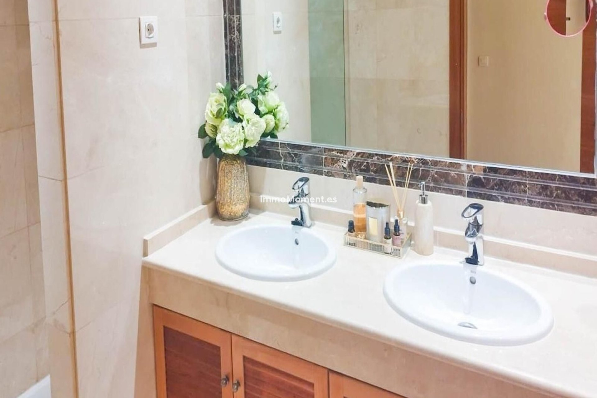 Resale - Townhouse - Estepona - Estepona Centro