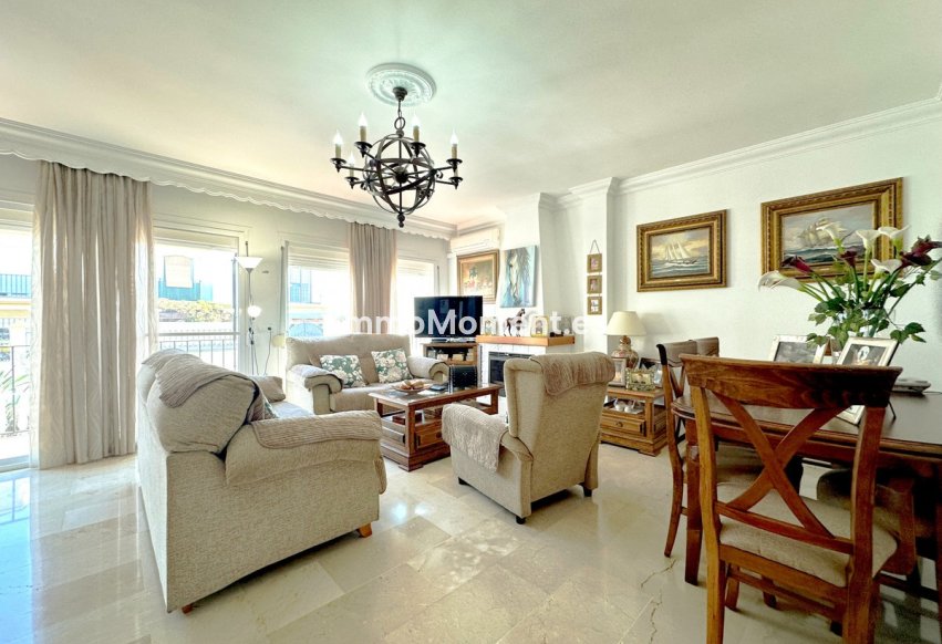 Resale - Townhouse - Estepona - Estepona Centro