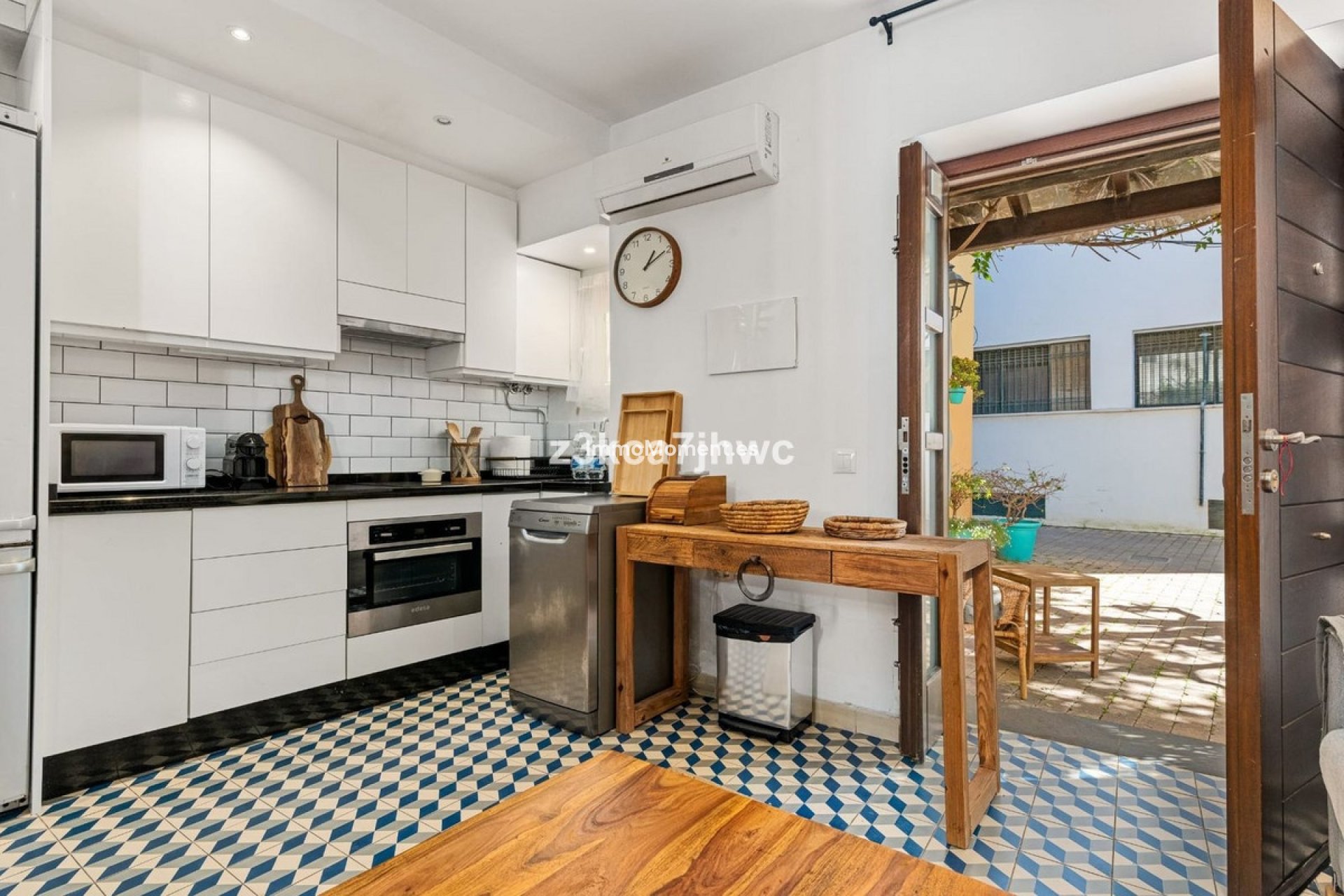 Resale - Townhouse - Estepona - Estepona Centro