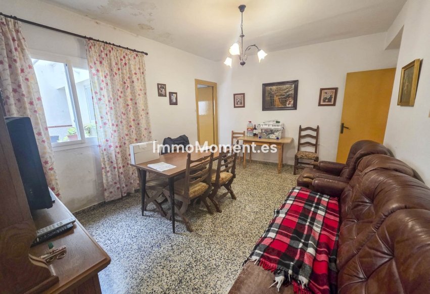 Resale - Townhouse - Estepona - Estepona Centro