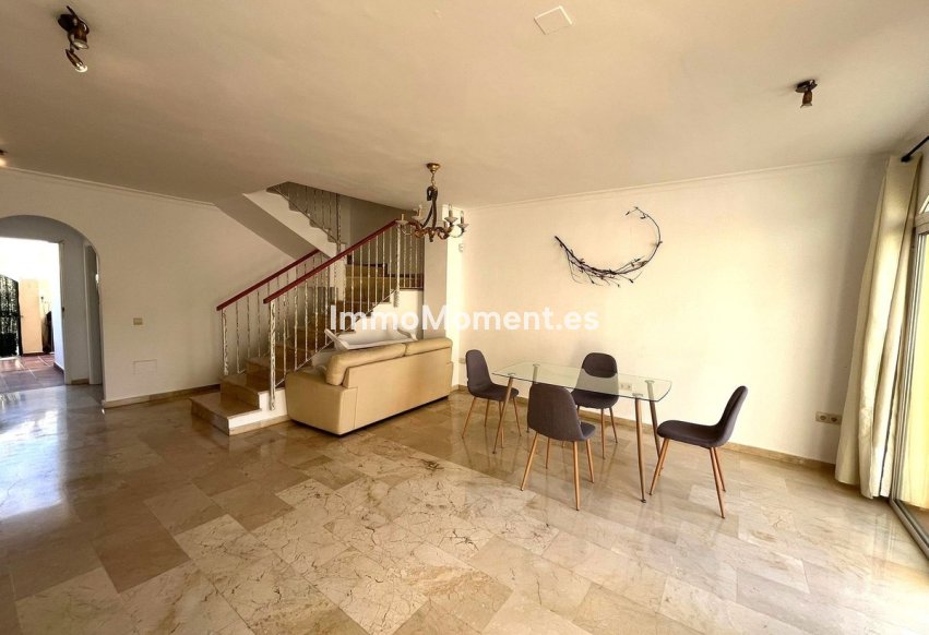 Resale - Townhouse - Estepona - Estepona Centro