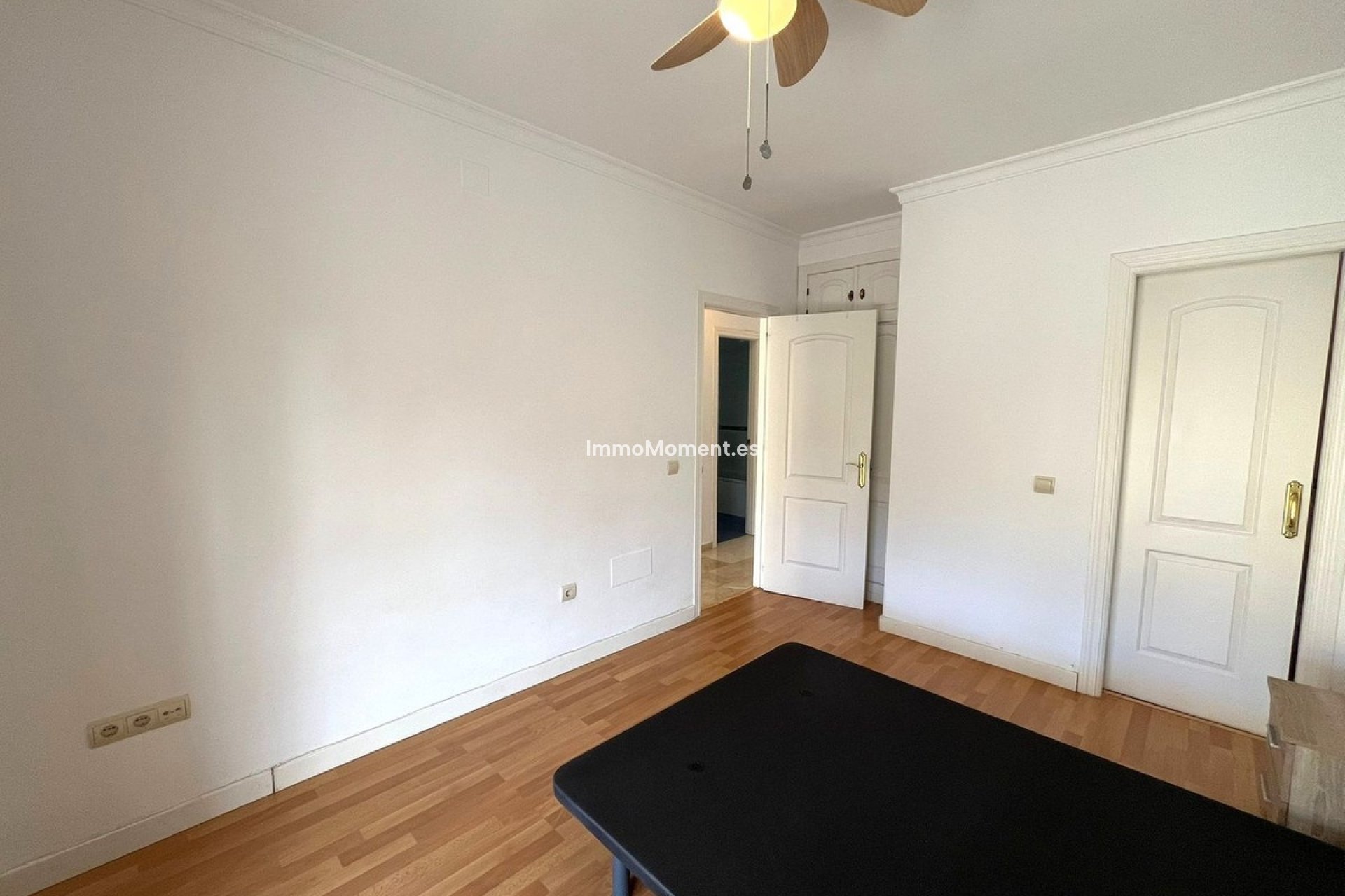 Resale - Townhouse - Estepona - Estepona Centro