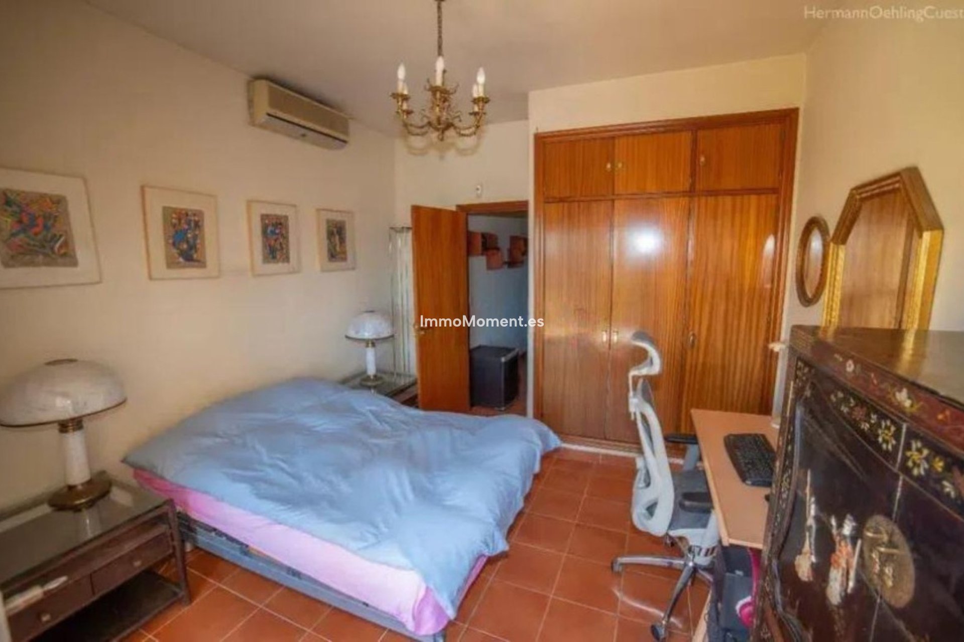 Resale - Townhouse - Estepona - Estepona Centro
