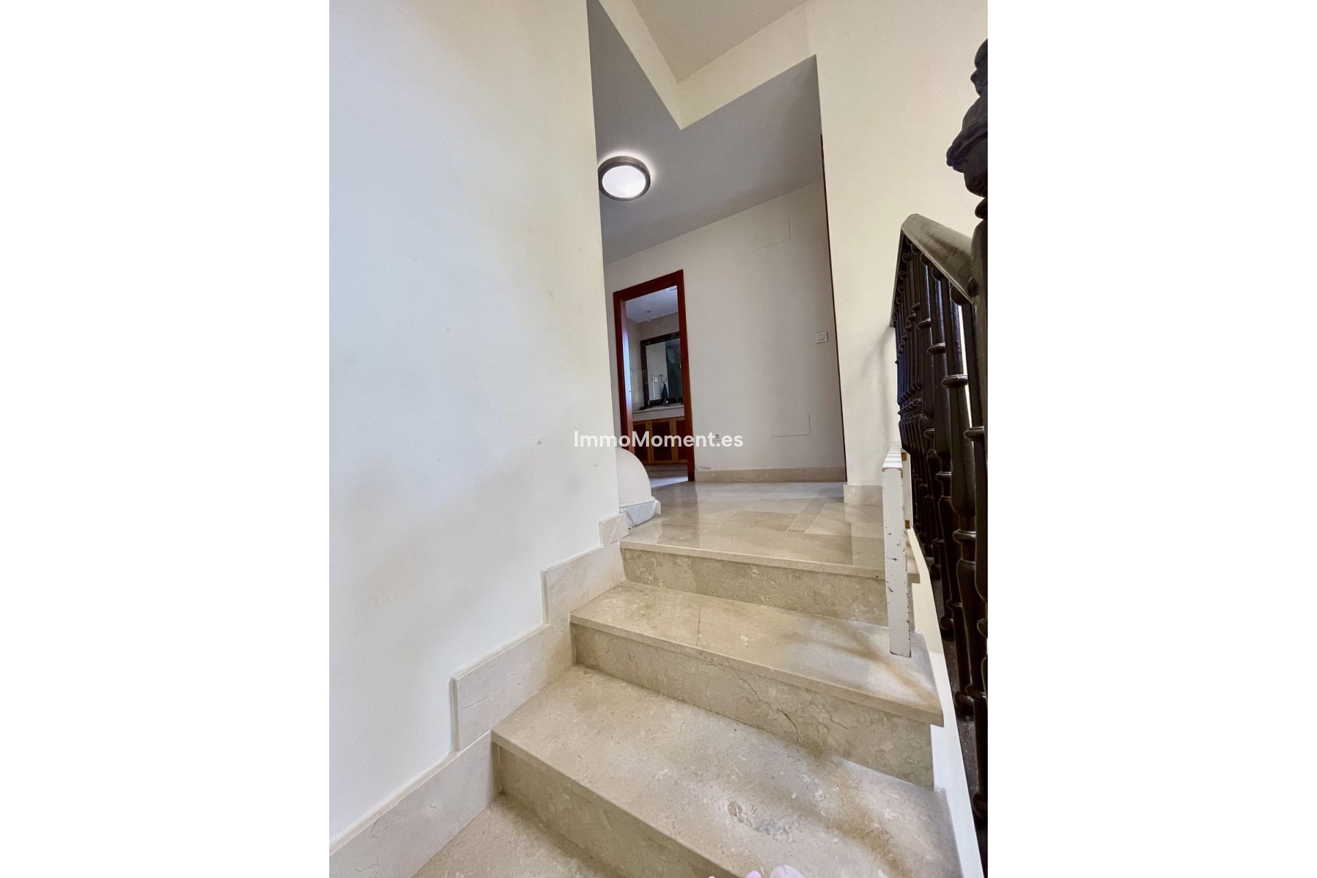 Resale - Townhouse - Estepona - Estepona Centro