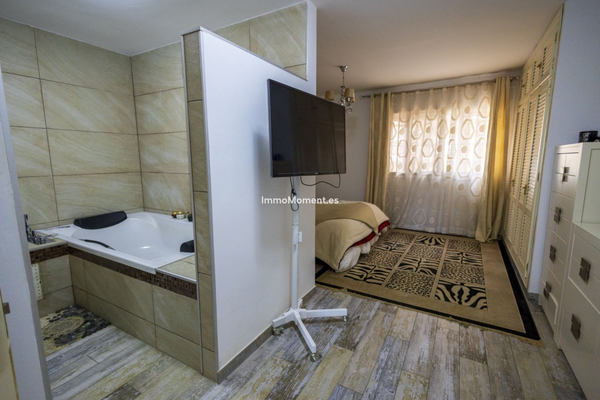 Resale - Townhouse - Estepona - Estepona Centro