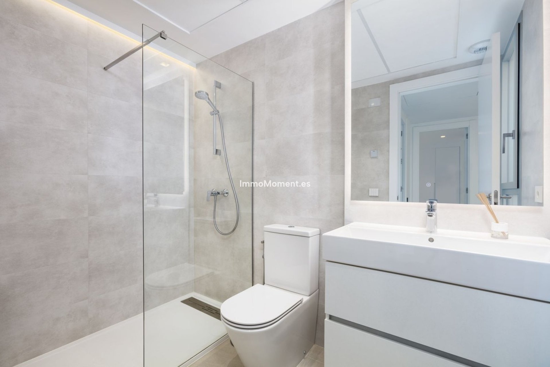 Resale - Townhouse - Estepona - Estepona Centro