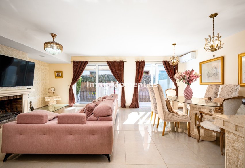 Resale - Townhouse - Estepona - Estepona Centro
