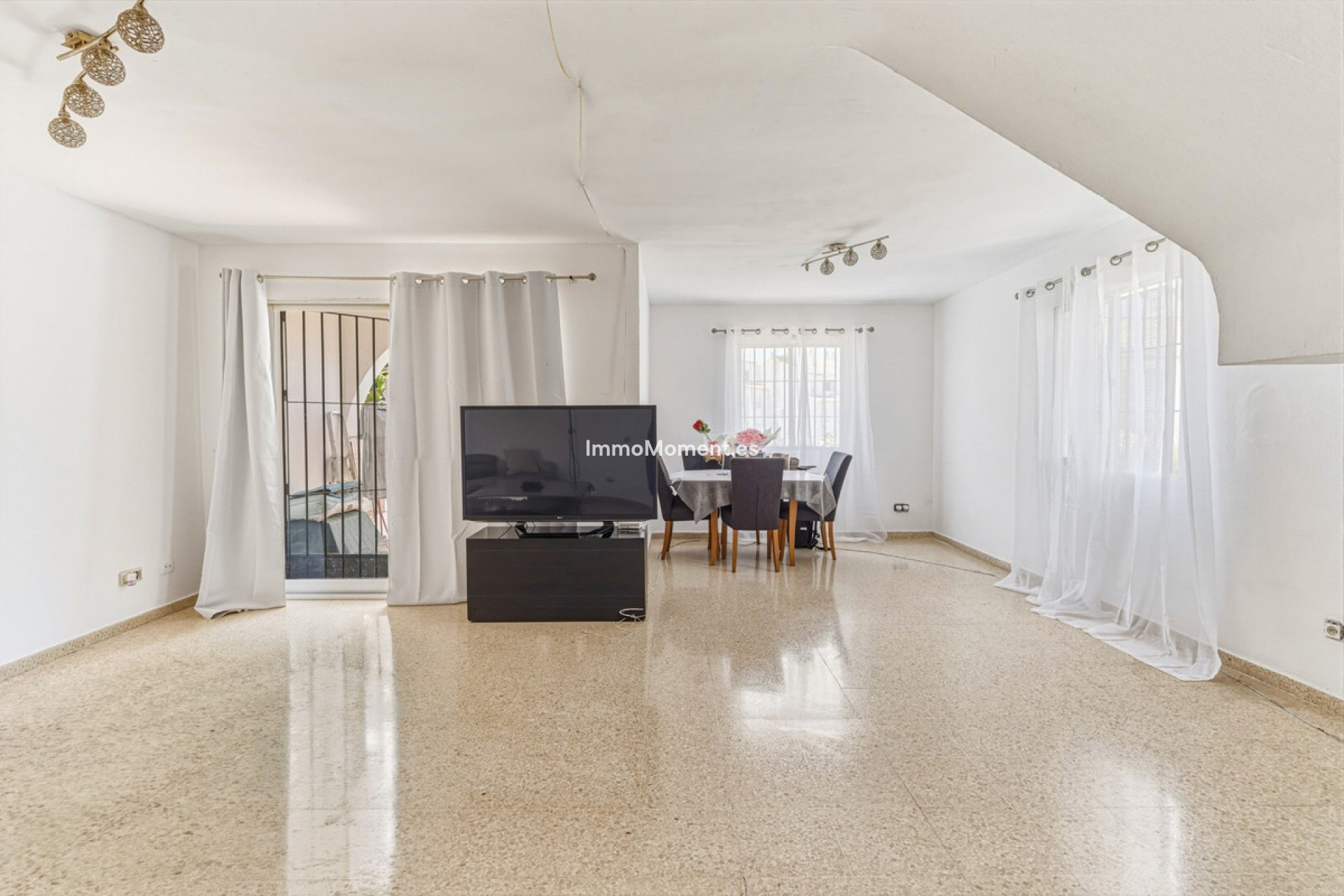 Resale - Townhouse - Estepona - Estepona Centro