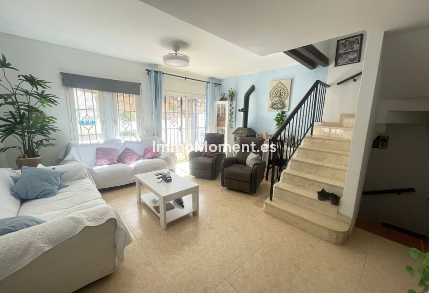 Resale - Townhouse - Estepona - Estepona Centro