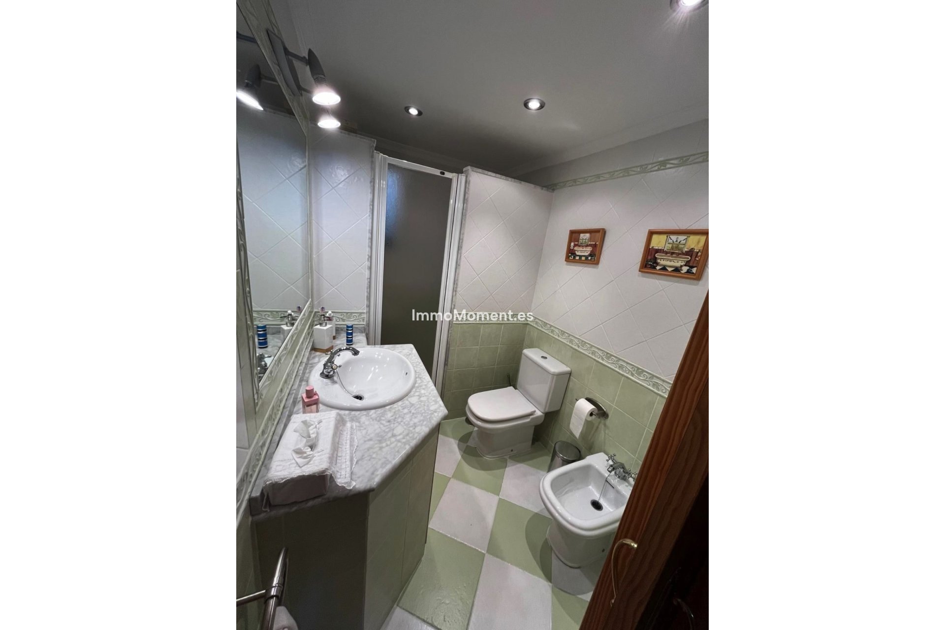 Resale - Townhouse - Estepona - Estepona Centro