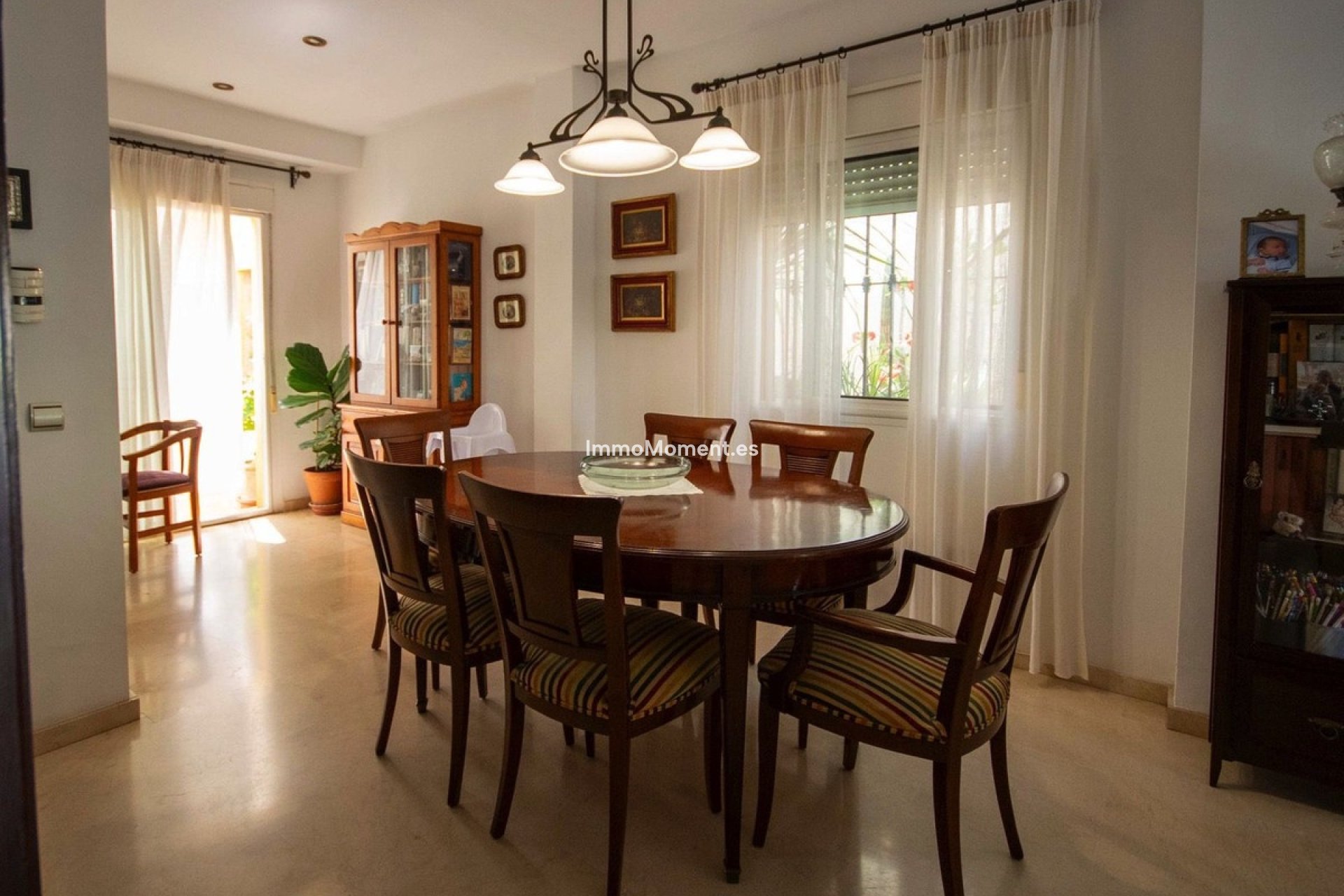 Resale - Townhouse - Estepona - Estepona Centro