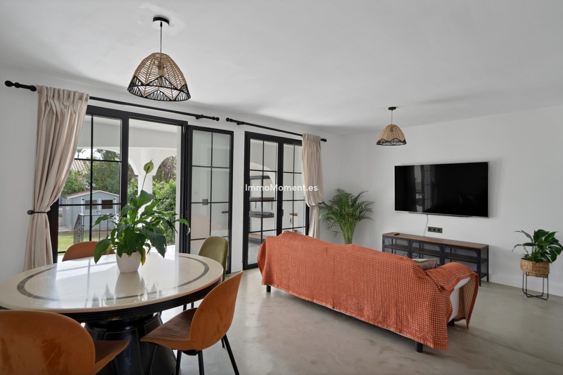 Resale - Townhouse - Estepona - Estepona Centro