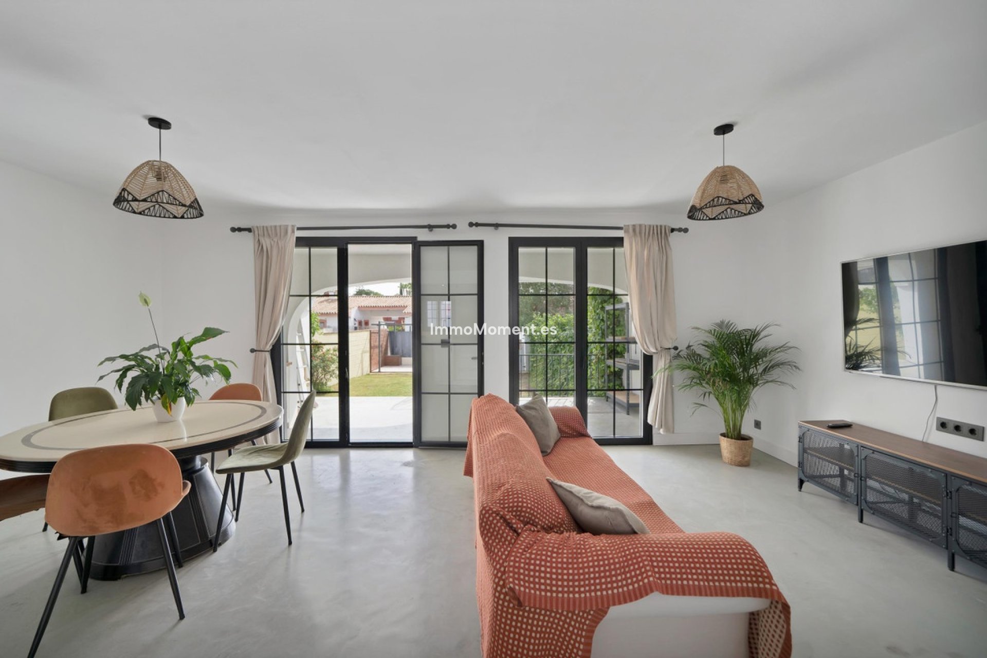 Resale - Townhouse - Estepona - Estepona Centro