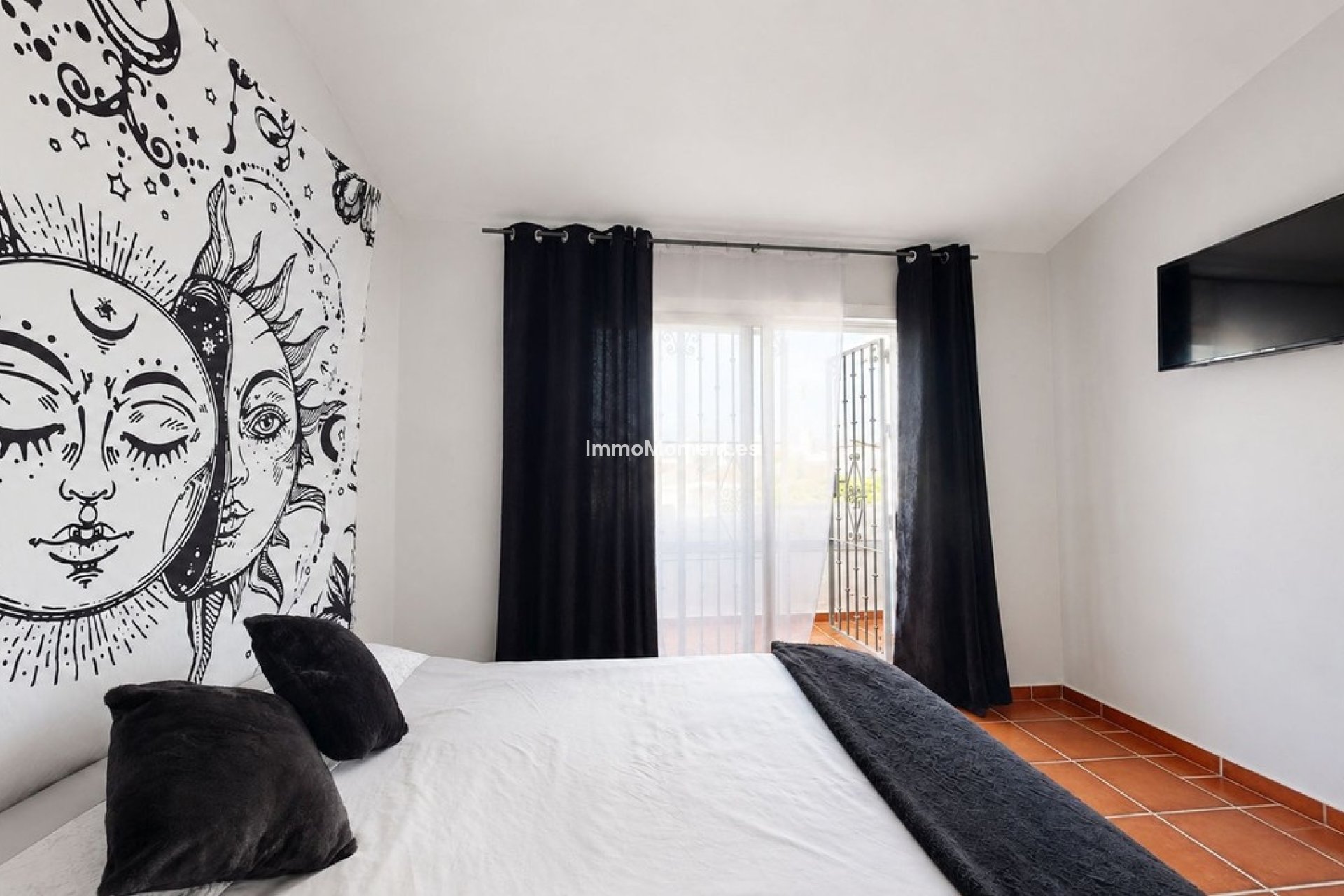 Resale - Townhouse - Estepona - Estepona Centro