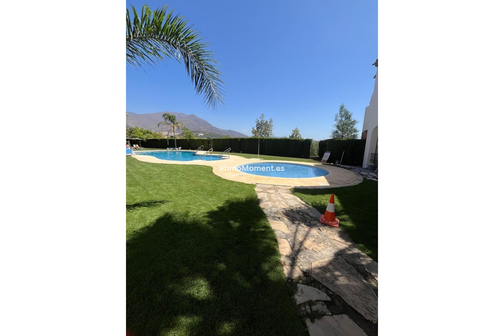 Resale - Townhouse - Estepona - Estepona Centro