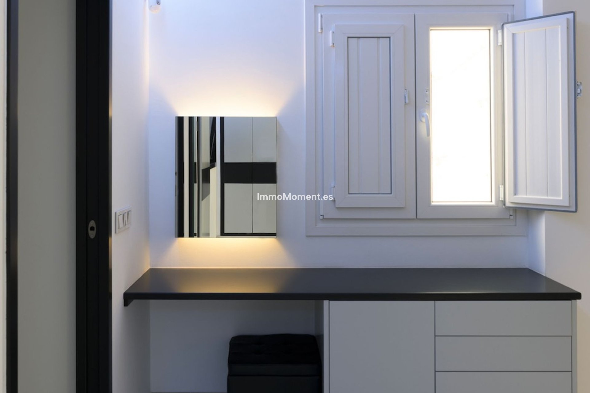 Resale - Townhouse - Estepona - Estepona Centro