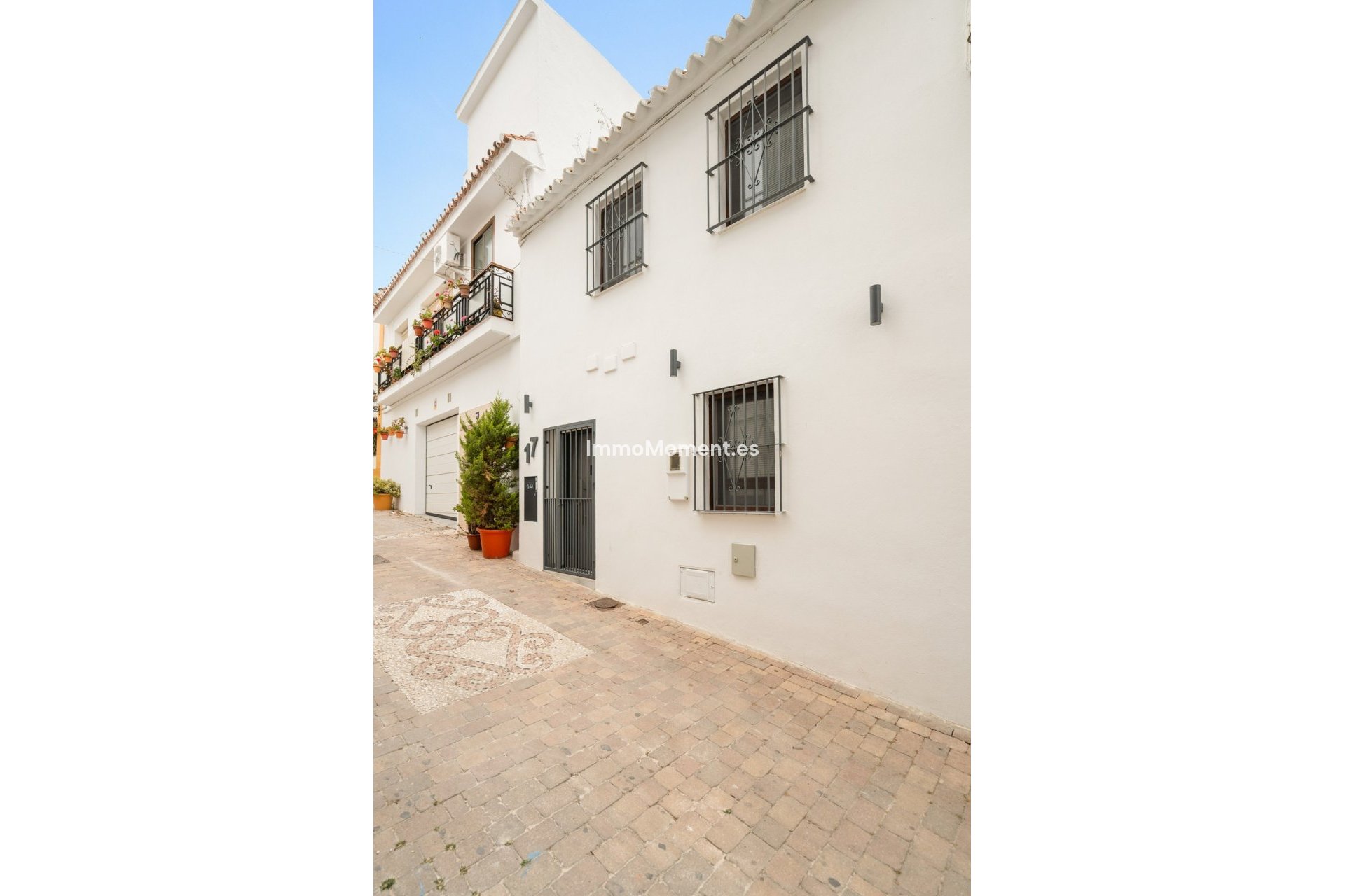 Resale - Townhouse - Estepona - Estepona Centro