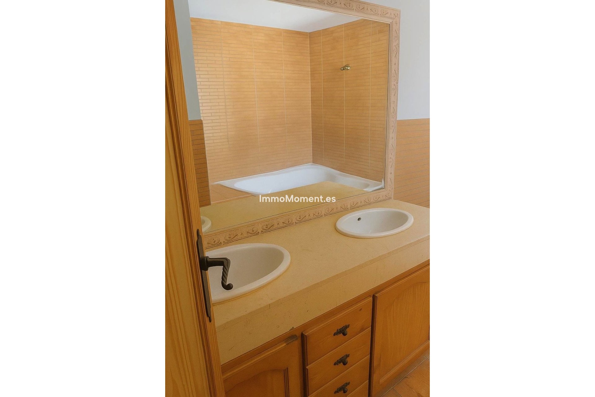 Resale - Townhouse - Estepona - New Golden Mile