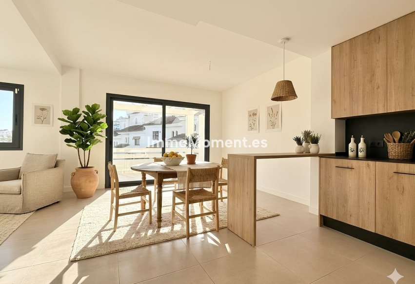 Resale - Townhouse - Estepona - New Golden Mile