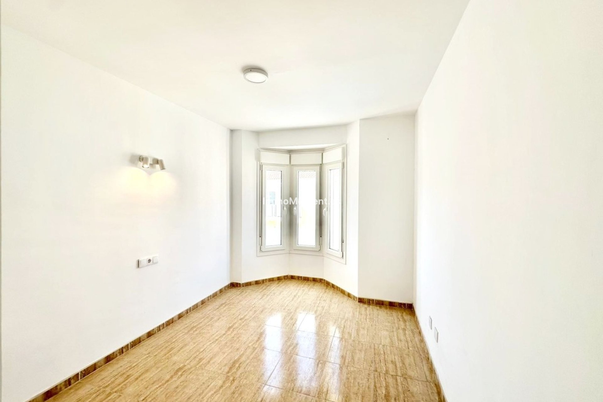 Resale - Townhouse - Fuengirola - Los Boliches