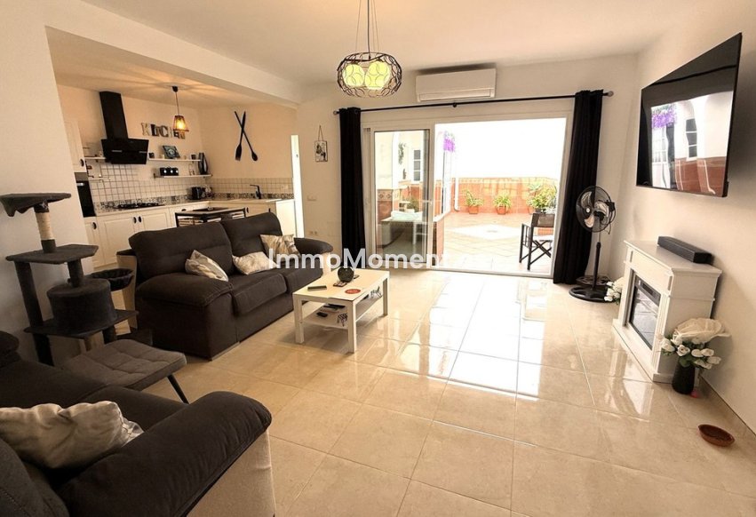 Resale - Townhouse - Inland  - Alhaurín el Grande Centro
