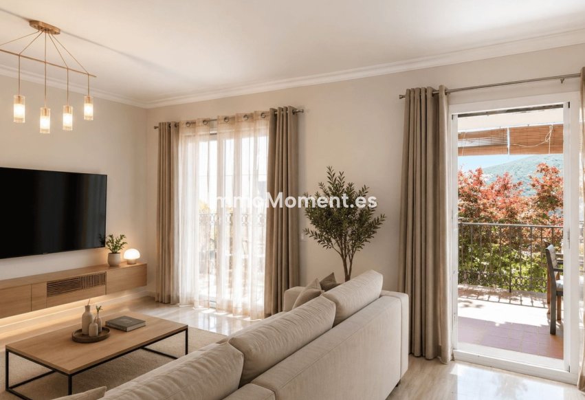Resale - Townhouse - Inland  - Alhaurín el Grande Centro