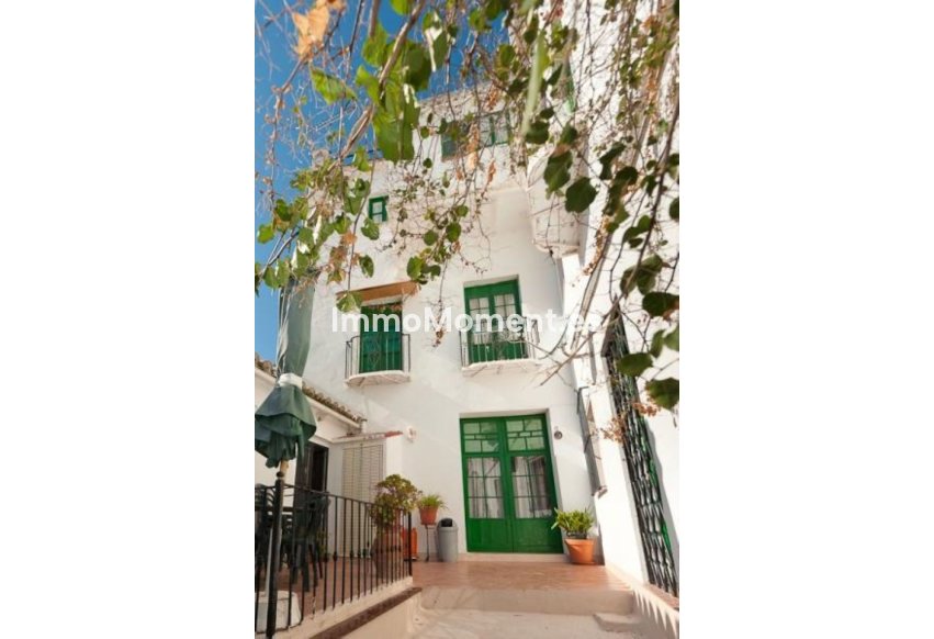 Resale - Townhouse - Inland  - Alora