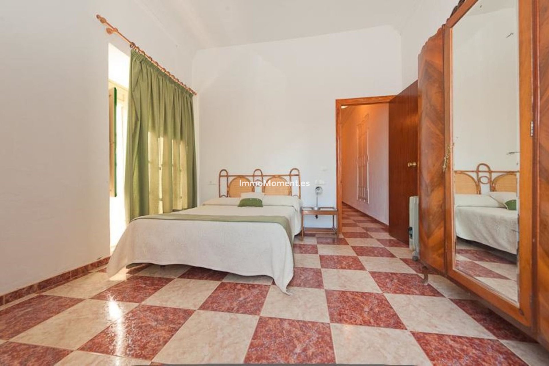 Resale - Townhouse - Inland  - Alora