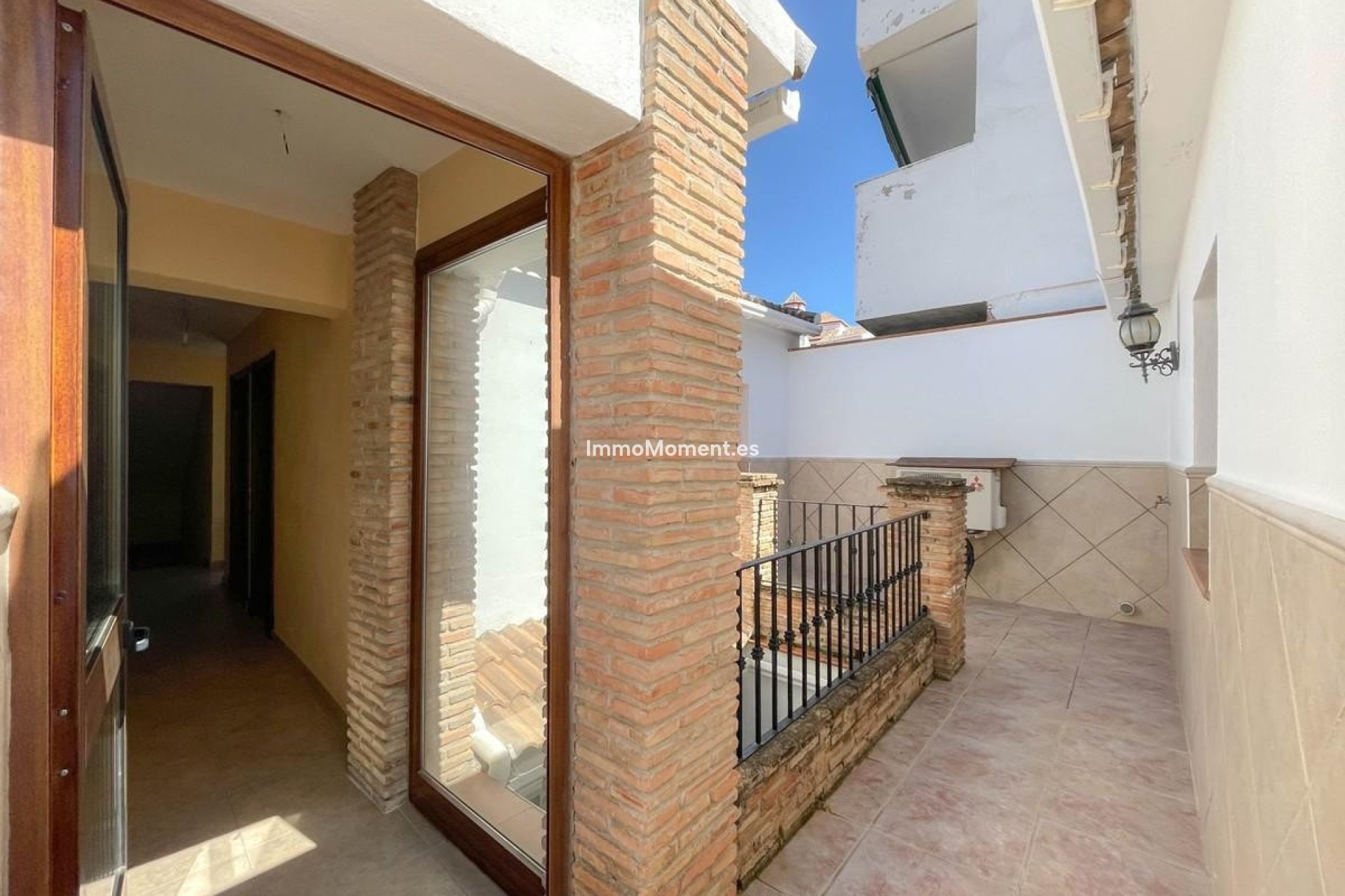 Resale - Townhouse - Inland  - Alozaina