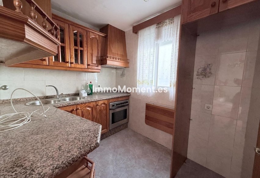 Resale - Townhouse - Inland  - Coín