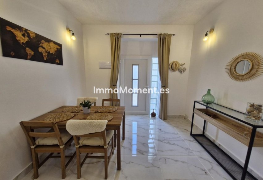 Resale - Townhouse - Inland  - Coín