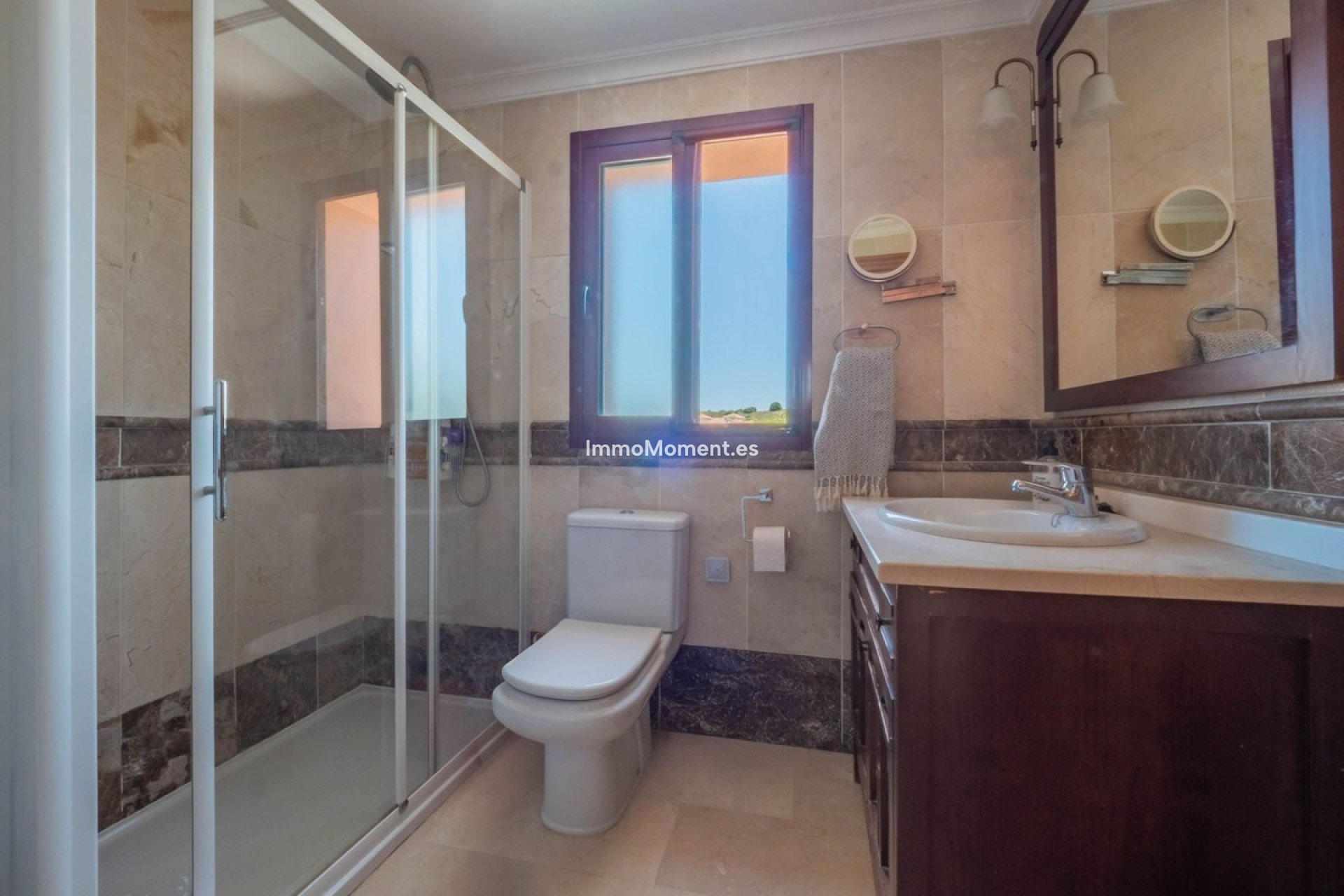 Resale - Townhouse - Inland  - Coín