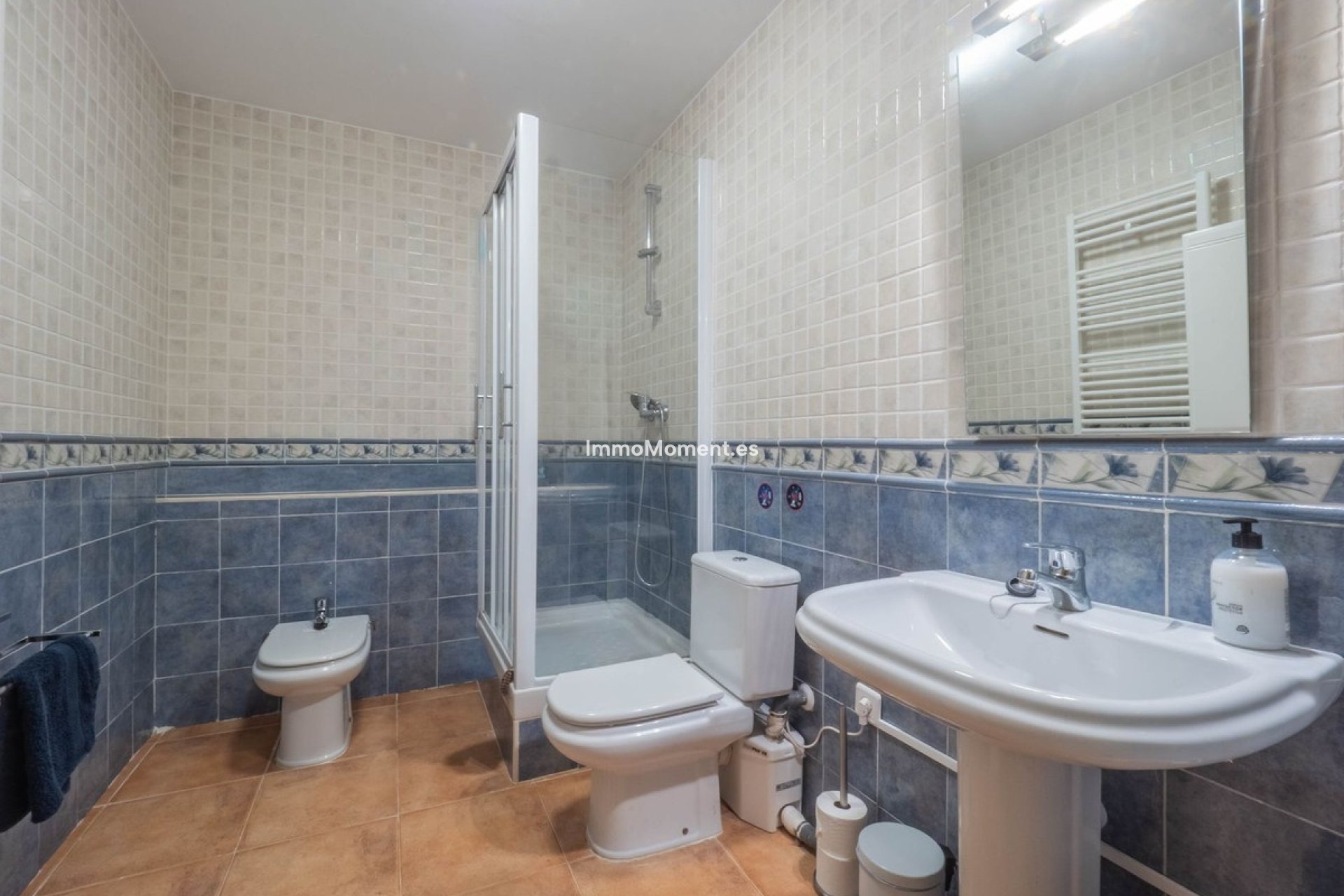 Resale - Townhouse - Inland  - Coín