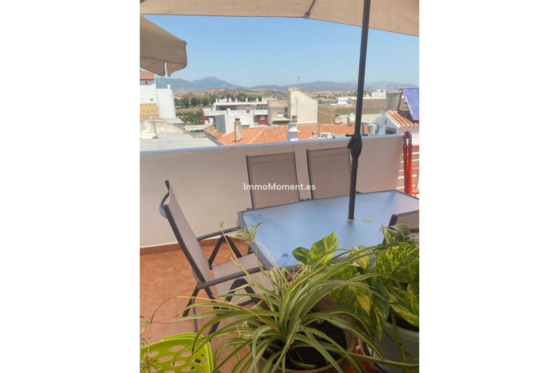 Resale - Townhouse - Inland  - Coín